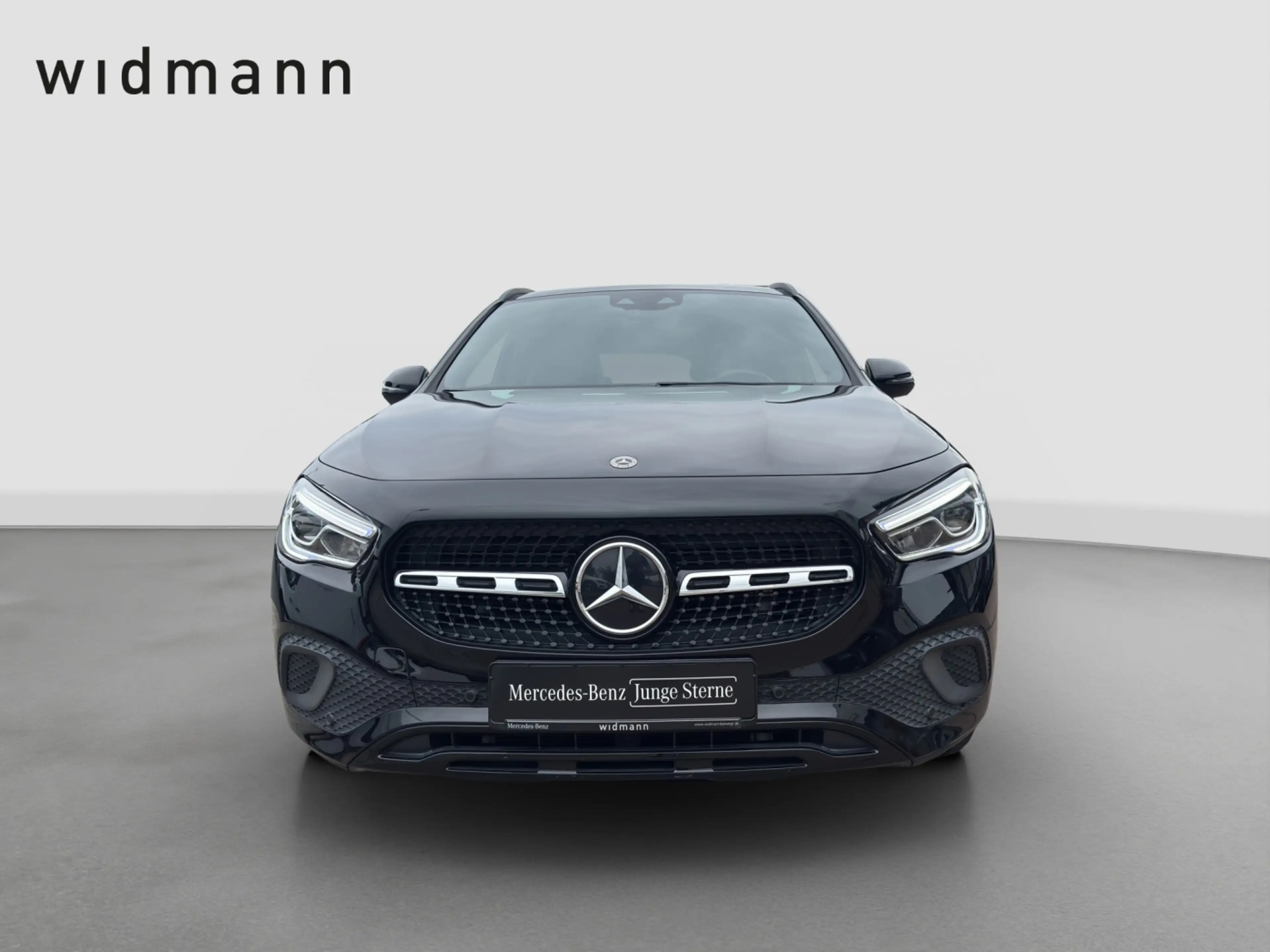 Mercedes-Benz GLA 180 *Progressive*Pano*Park-Paket*Kamera*LED* — photo 2