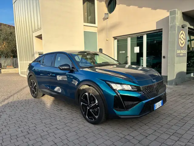 Peugeot 408 Hybrid 225 e-EAT8 Allure Pack