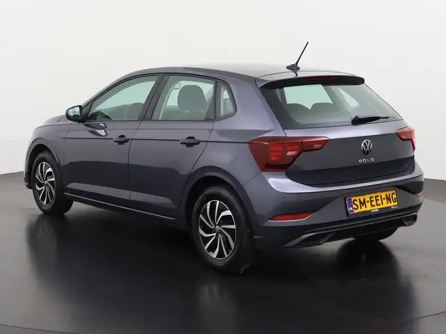 Volkswagen Polo view 6