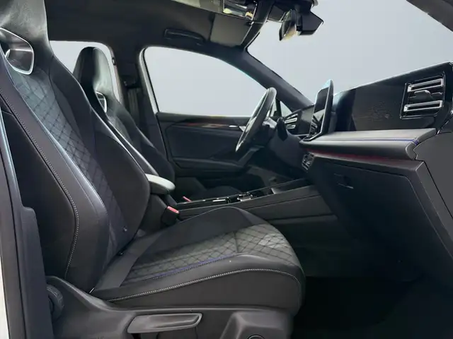 Volkswagen Tiguan view 10