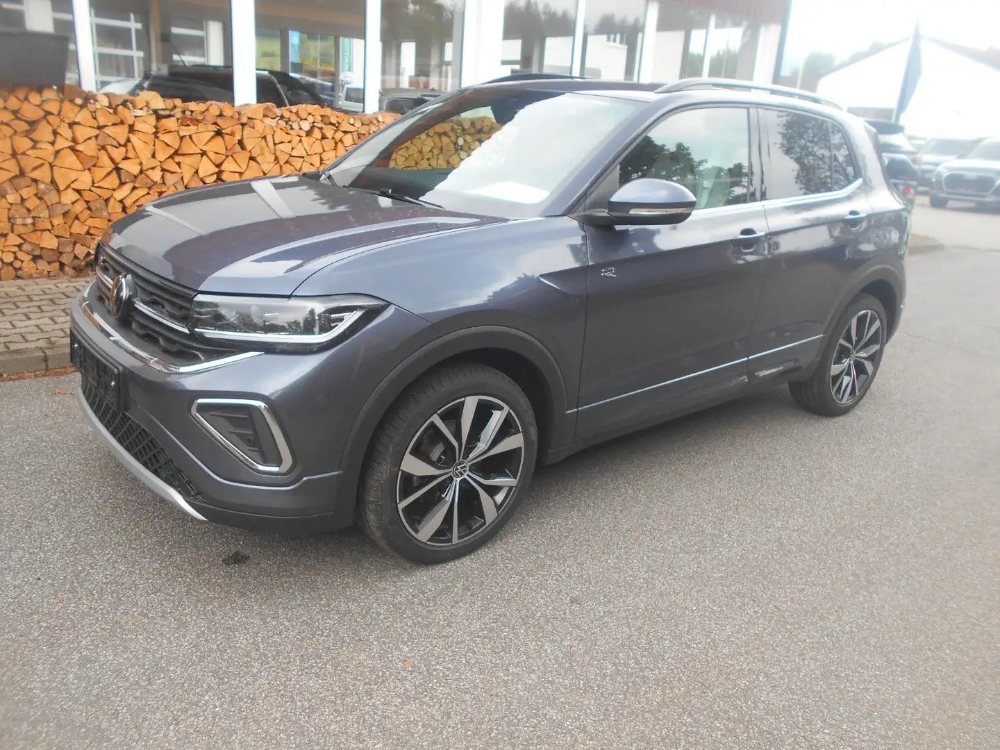 Volkswagen T-Cross 1.0 TSI 85 kW R-Line Grijs - 2