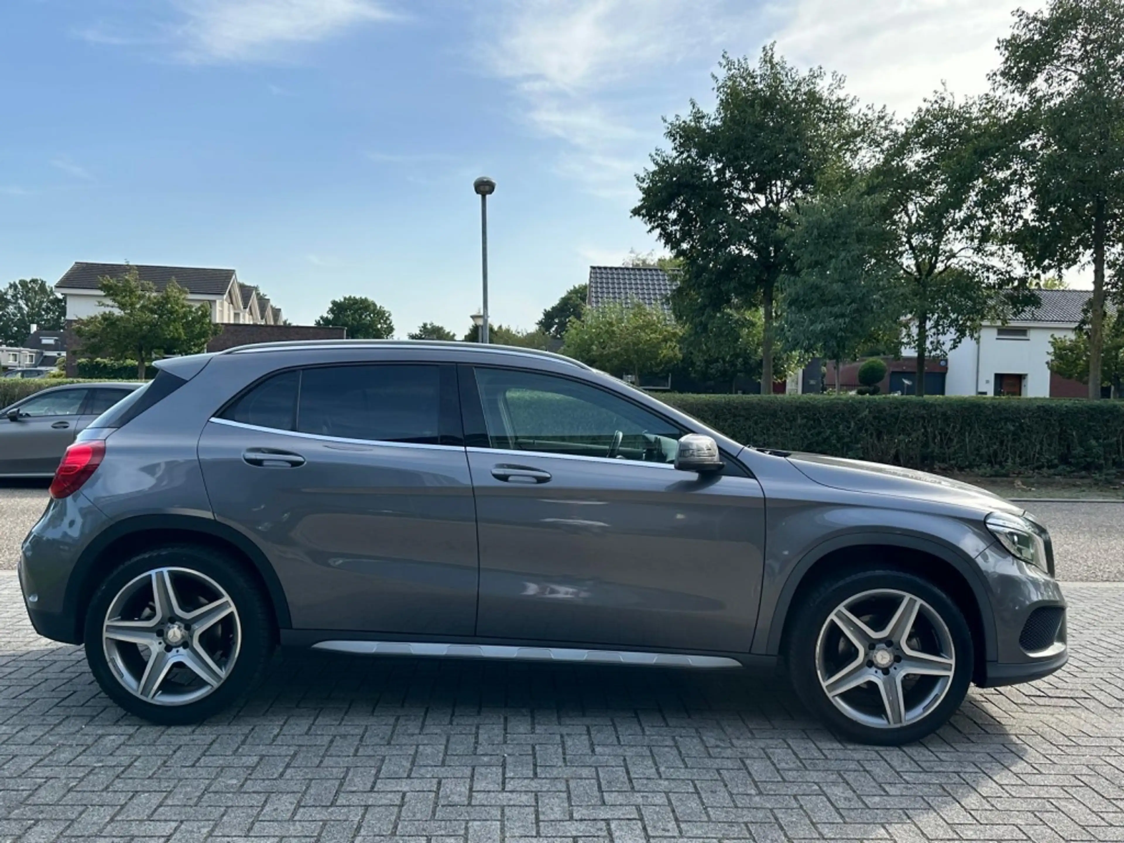 Mercedes-Benz GLA 180 Aut. AMG-Styling I Camera I Spiegel-Pakket I Xenon — photo 7