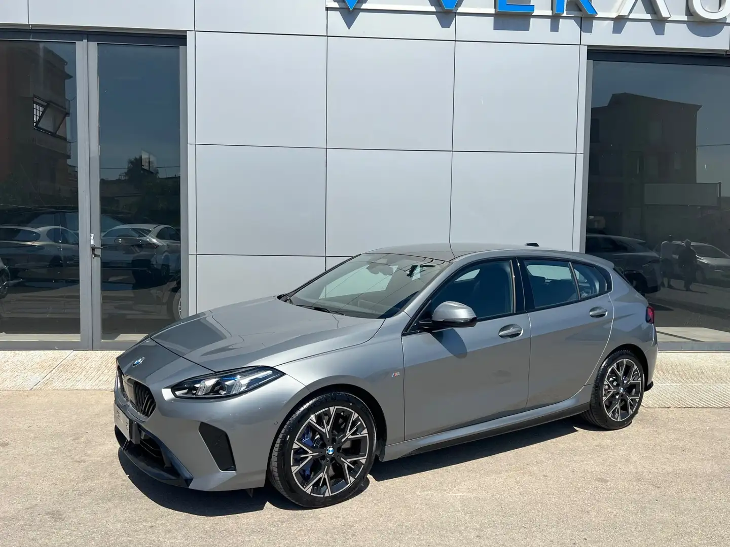BMW 120 d MSport auto possibilità noleggio no scoring Grigio - 2