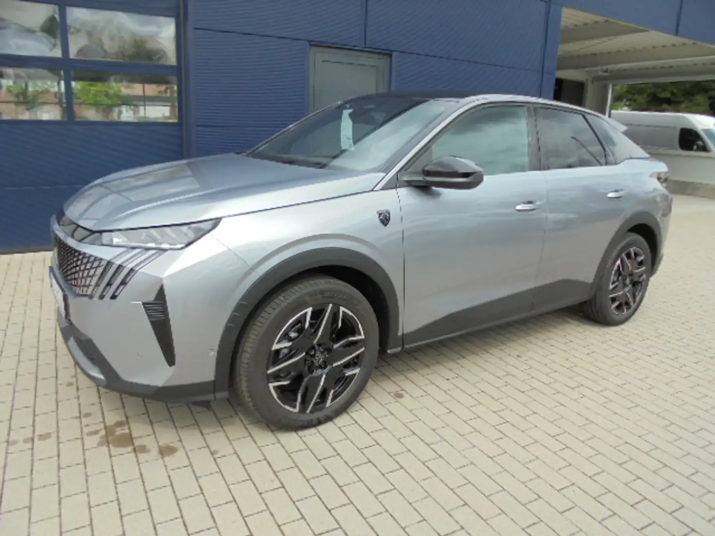 Peugeot 3008 GT Hybrid 145 e-DSC6 Automatik Argent - 2