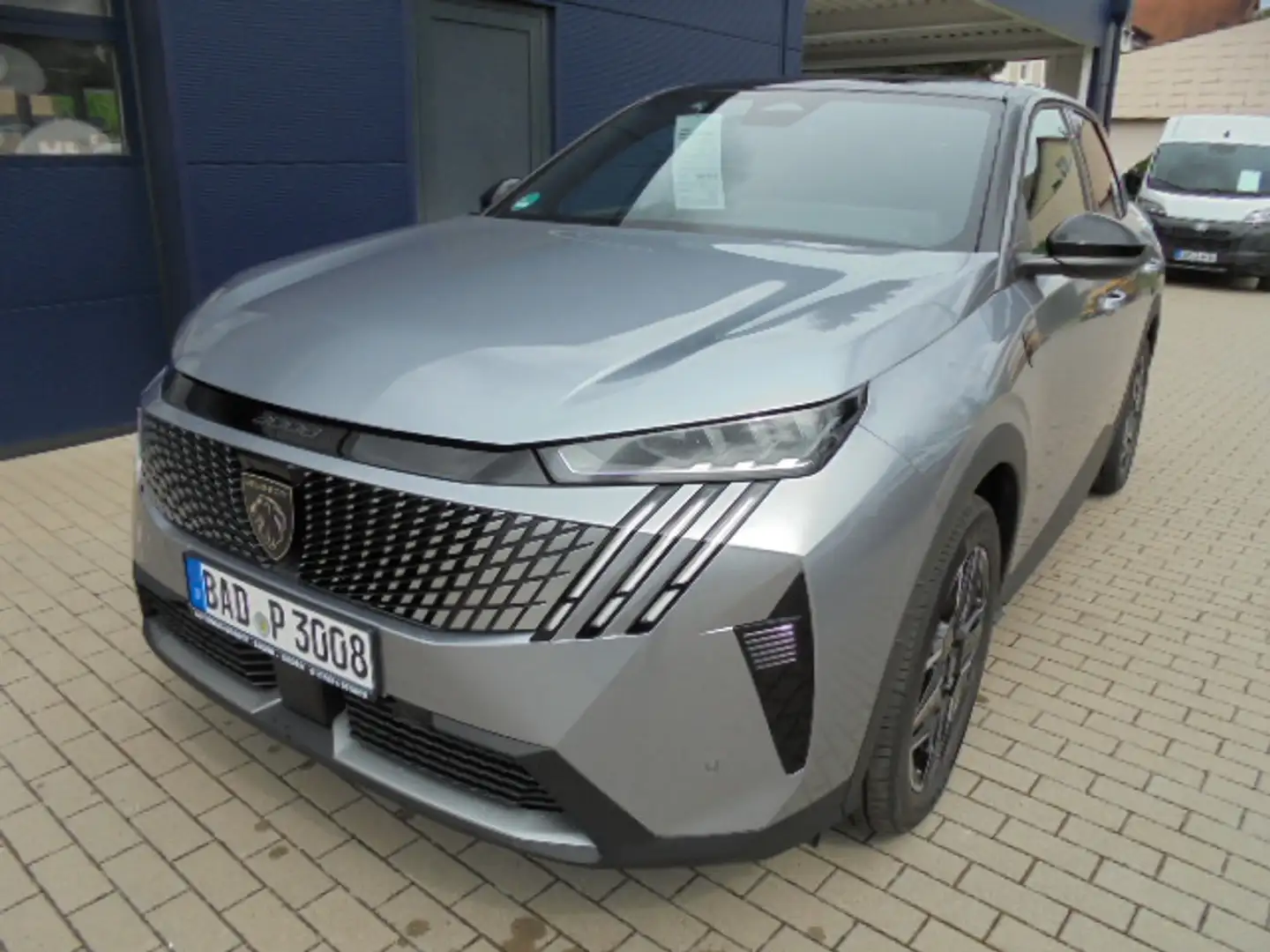 Peugeot 3008 GT Hybrid 145 e-DSC6 Automatik Argent - 1
