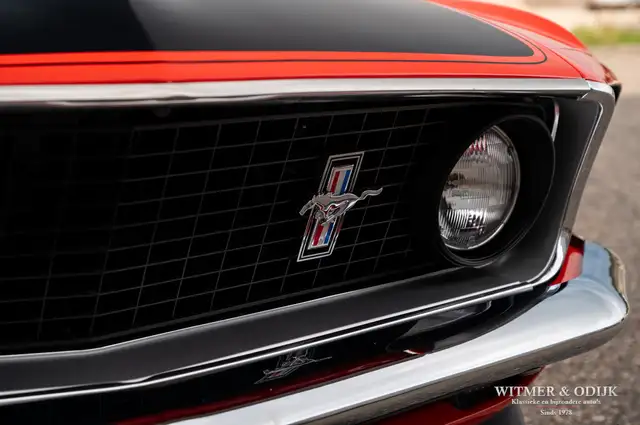 Ford Mustang view 14
