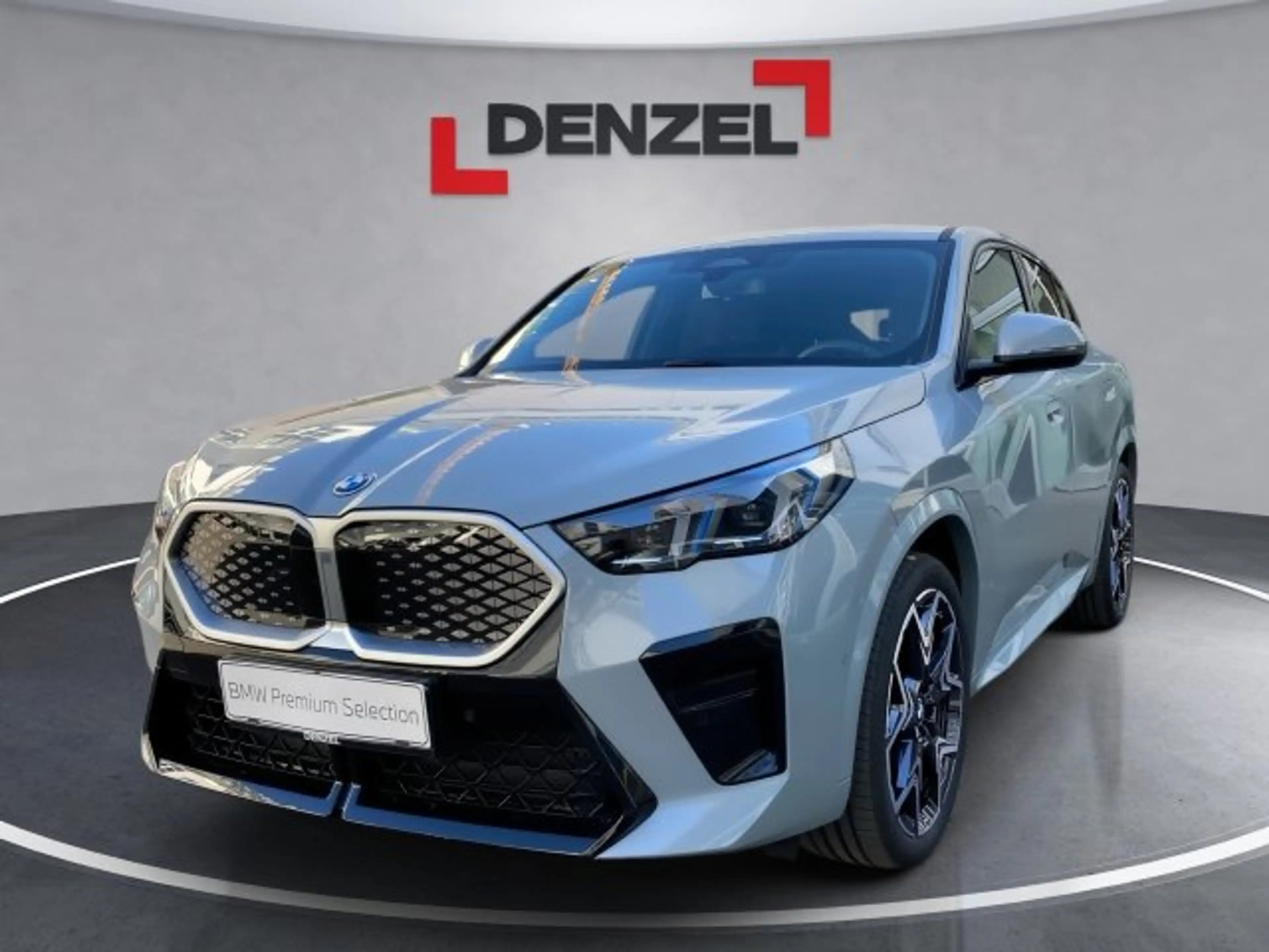BMW iX2 eDrive20 U10 HB0 — photo 2