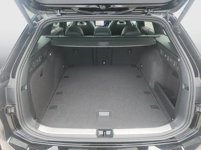 Volkswagen Passat Variant Sport TDI 4MOTION DSG Ansicht 31