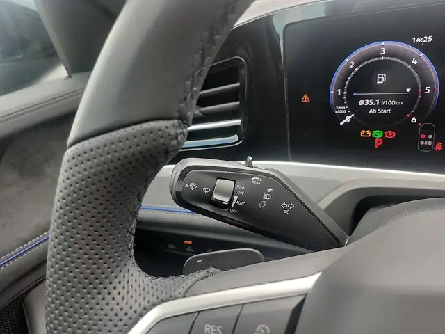 Volkswagen Passat Variant Sport TDI 4MOTION DSG Ansicht 14