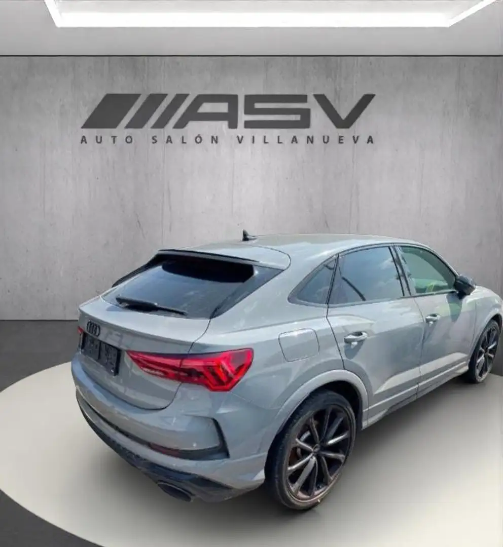 Audi RS Q3 2.5 TFSI quattro S tronic Grijs - 2