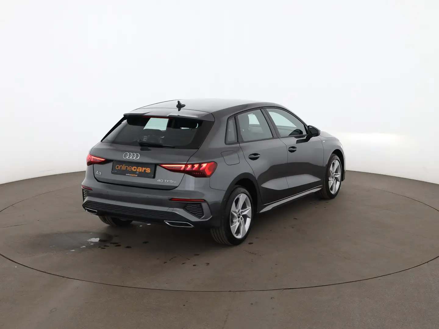 Audi A3 SB 40 TFSI e S-Line Aut LED AHK RADAR NAVI PDC Grau - 2