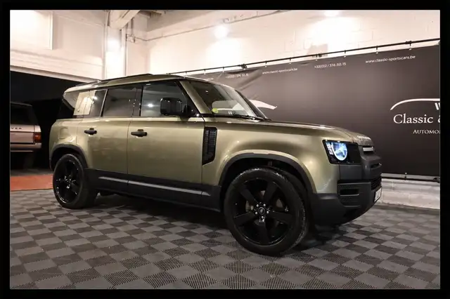 Land Rover Defender