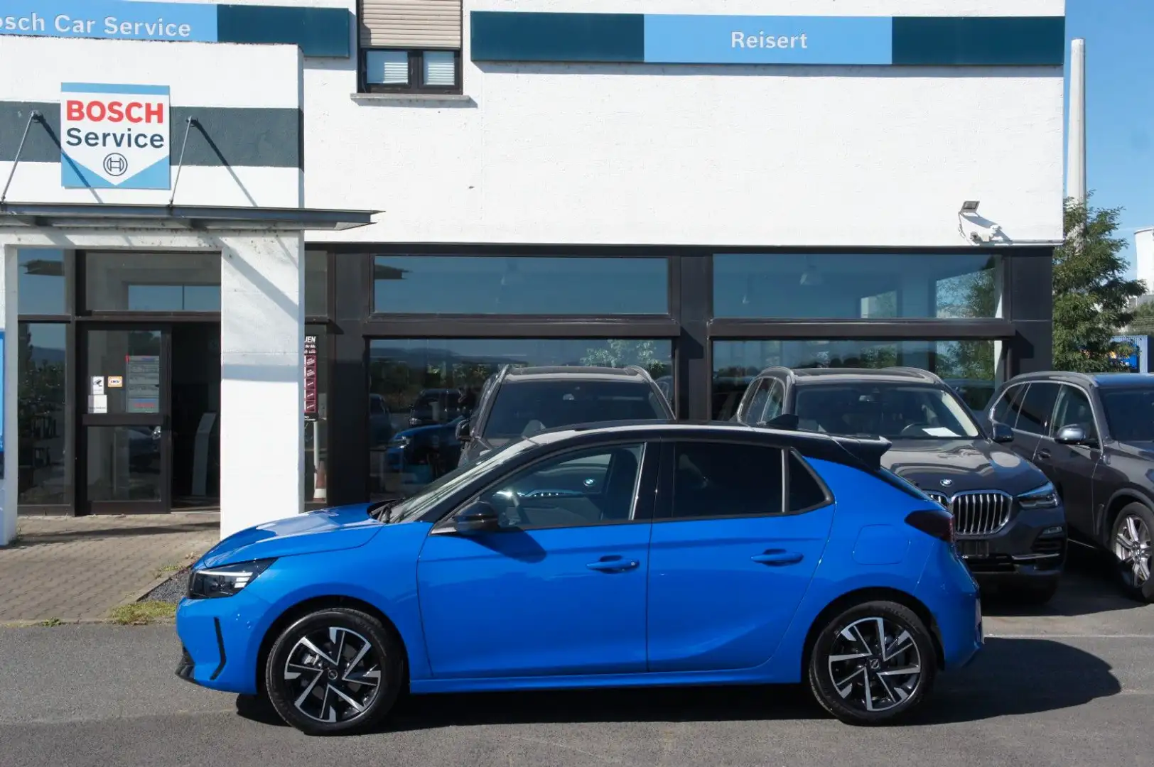 Opel Corsa F GS Automatik*LED*KAM*PANO*WIPA*CARPLAY Bleu - 2