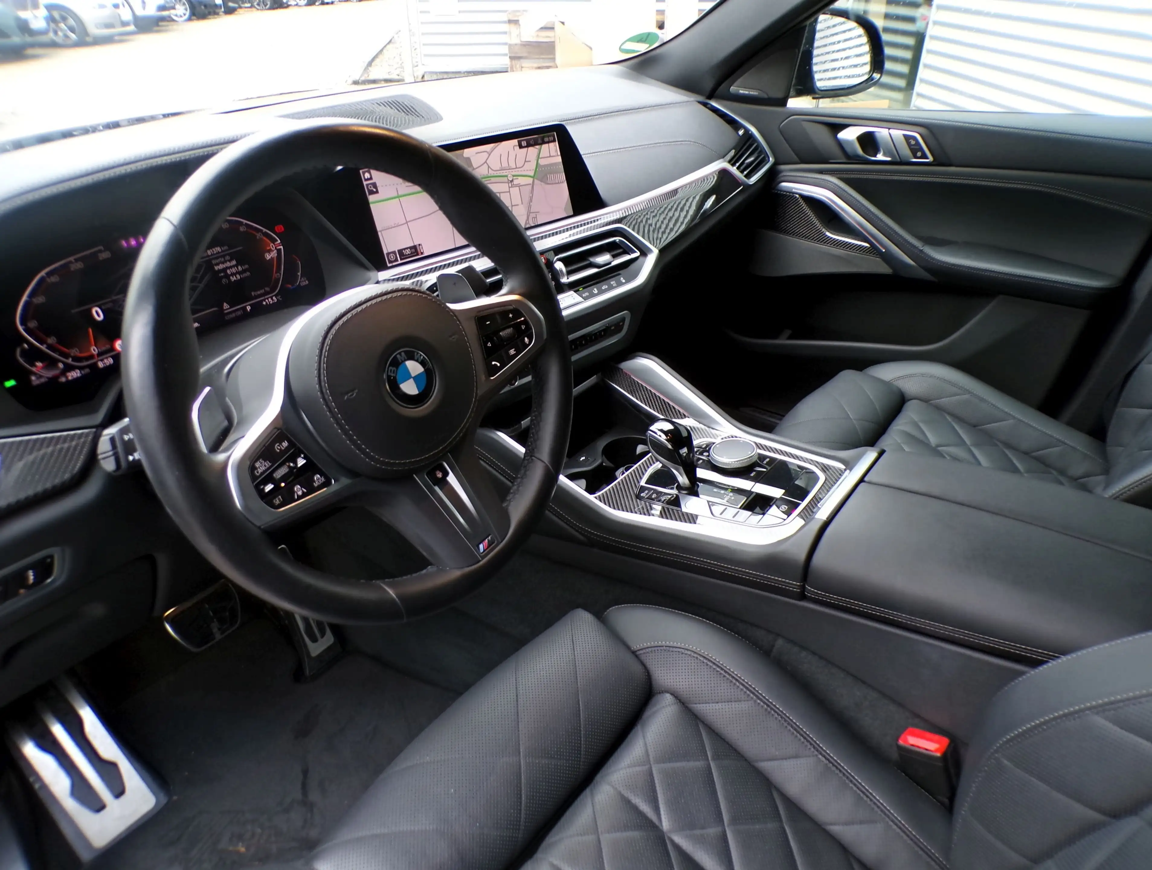 BMW X6 xDrive40d M Sport Laser HuD DAPro 360° Pano — photo 8