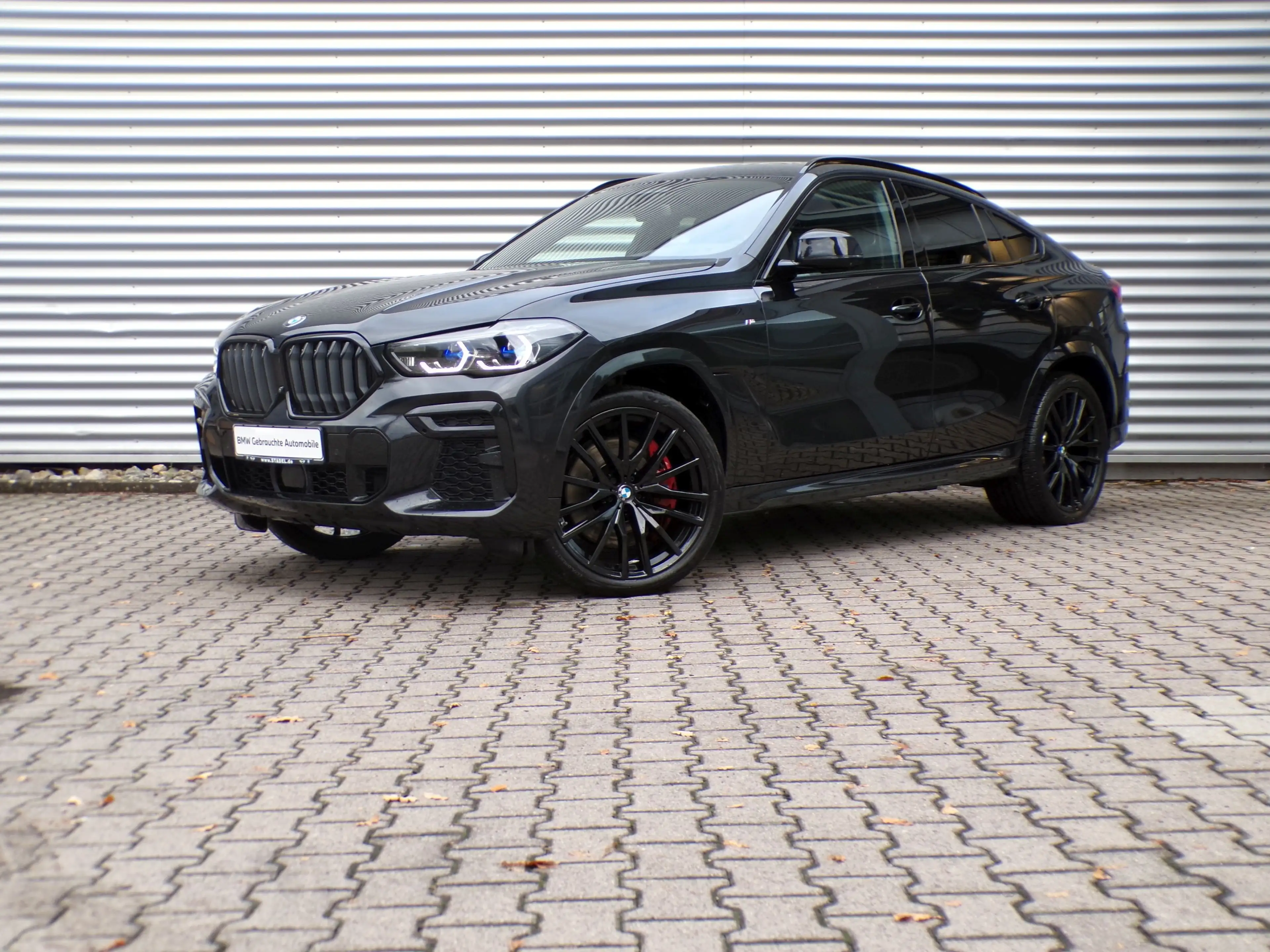 BMW X6 xDrive40d M Sport Laser HuD DAPro 360° Pano — photo 2
