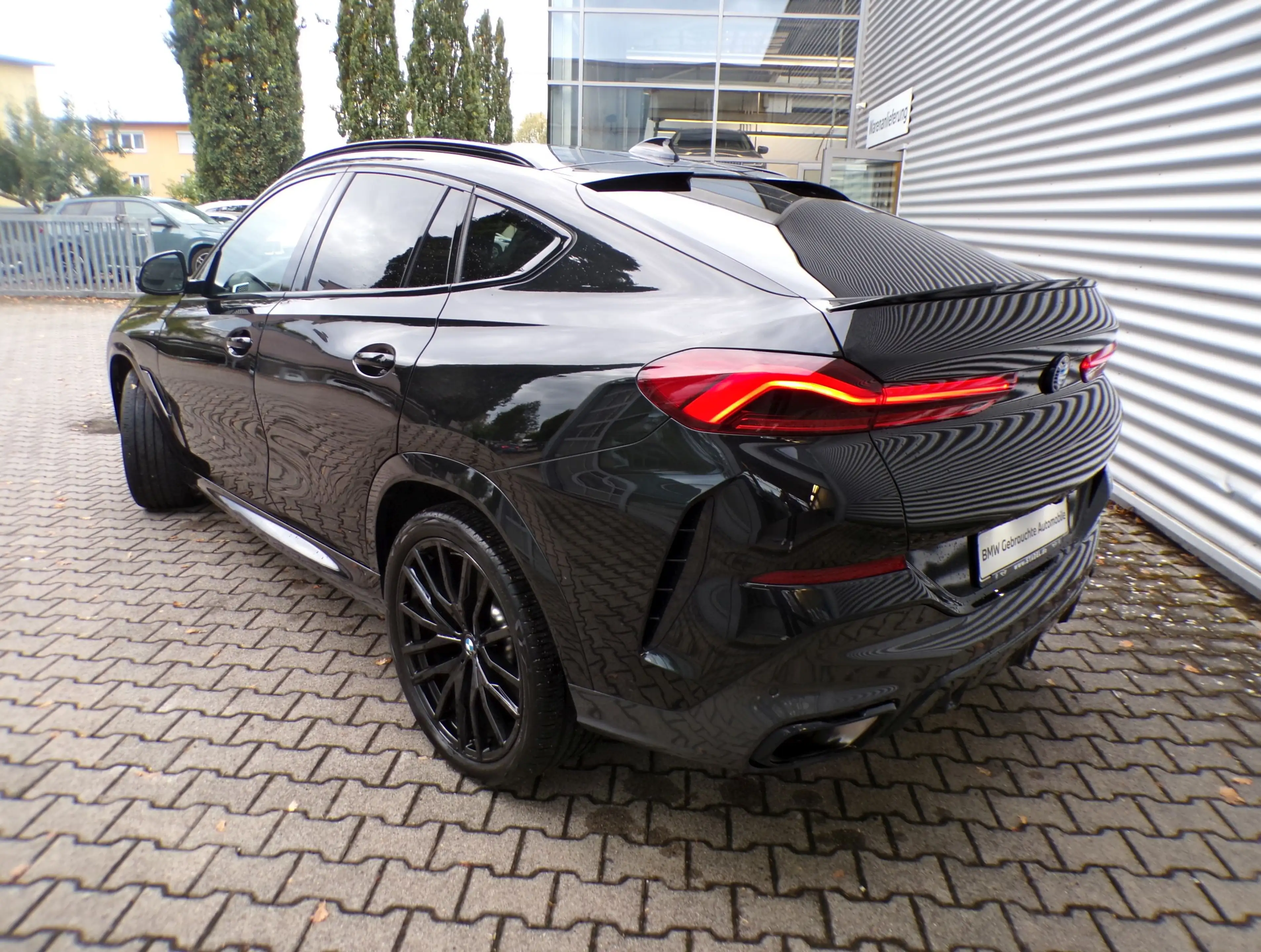 BMW X6 xDrive40d M Sport Laser HuD DAPro 360° Pano — photo 6