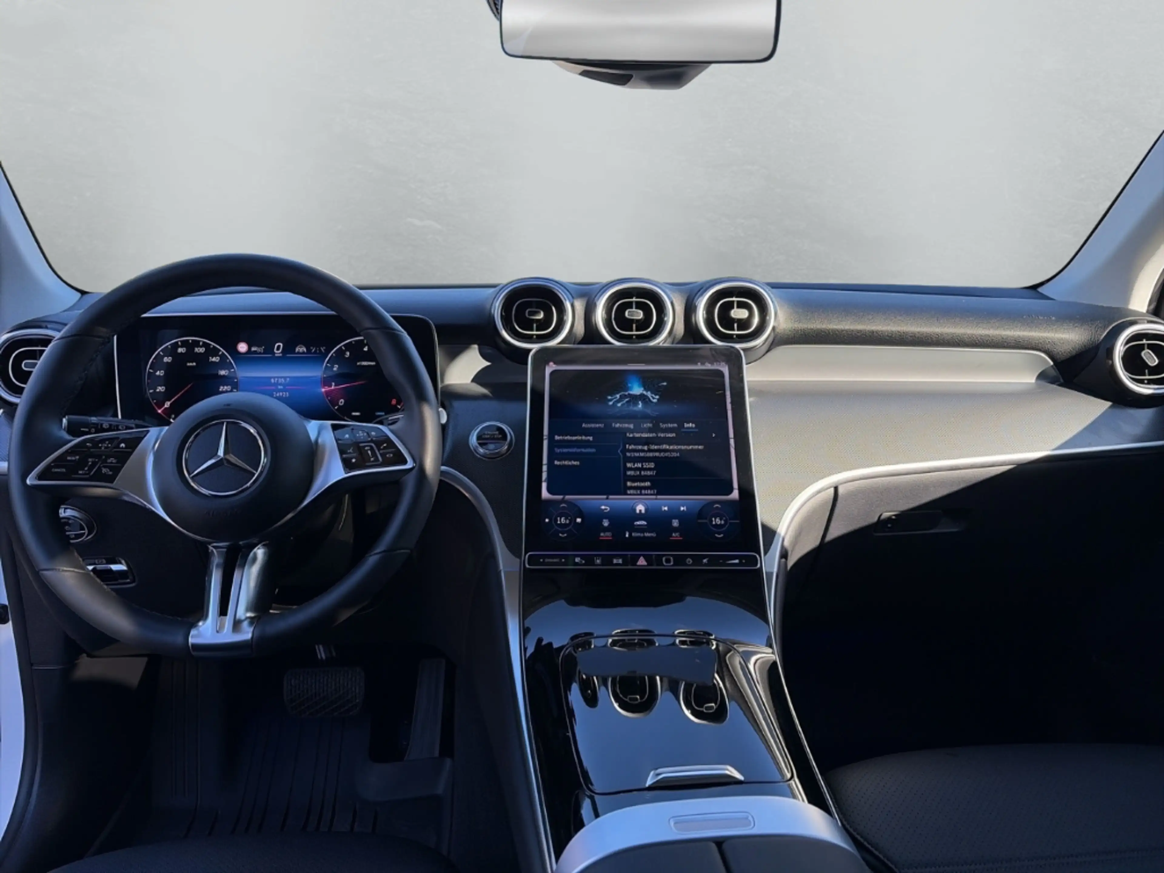 Mercedes-Benz GLC 200 4Matic Ambientebeleuchtung Navi Rückfahrkamera Mem — photo 7