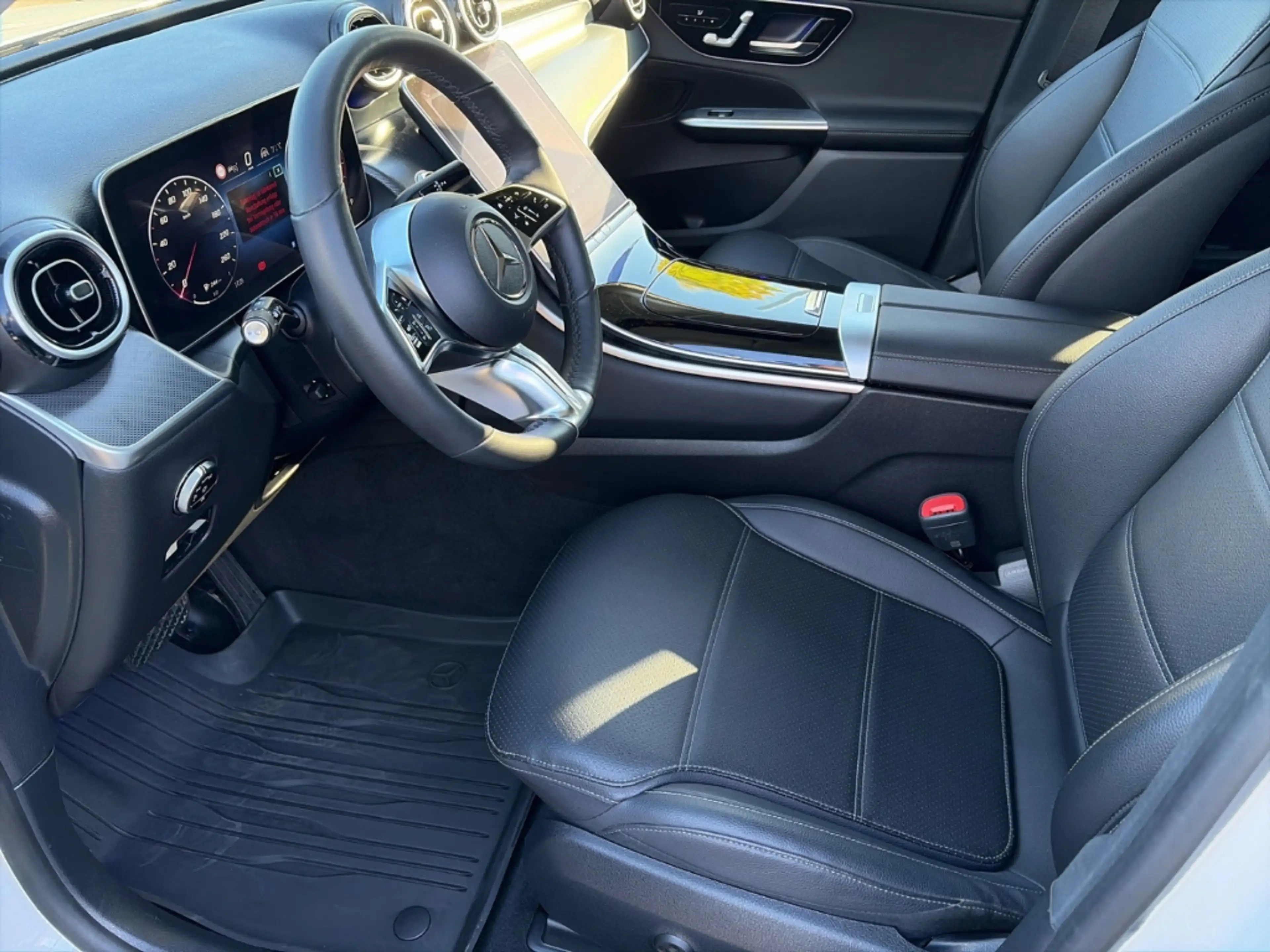 Mercedes-Benz GLC 200 4Matic Ambientebeleuchtung Navi Rückfahrkamera Mem — photo 9