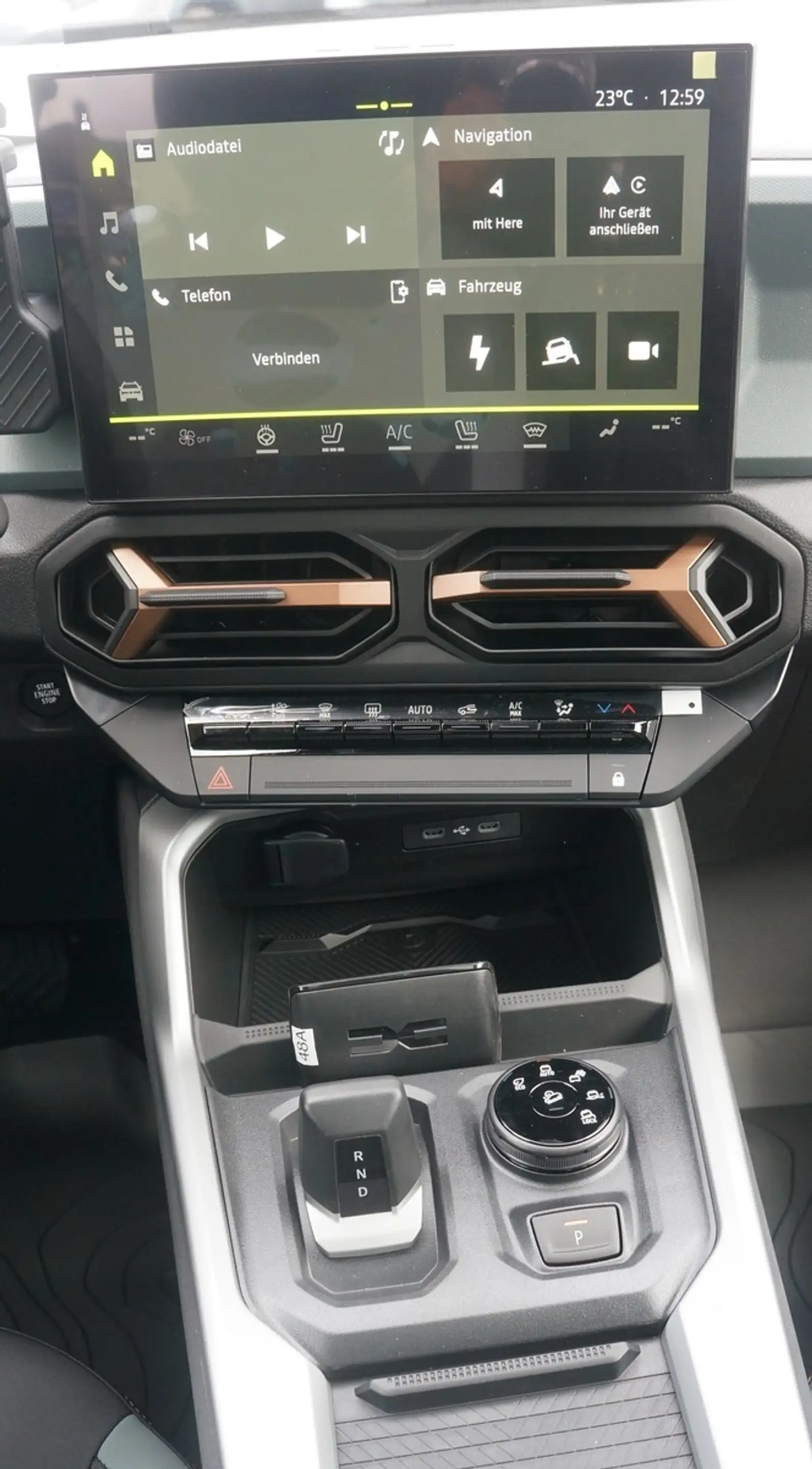 Dacia Bigster Extreme+ G150 4x4 Automatik Winter+ — photo 14