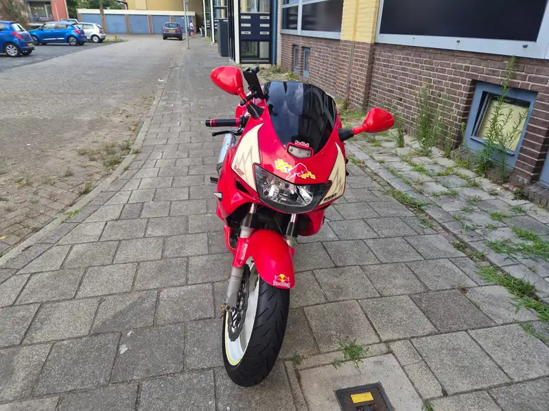 Honda VTR 1000 - foto 2