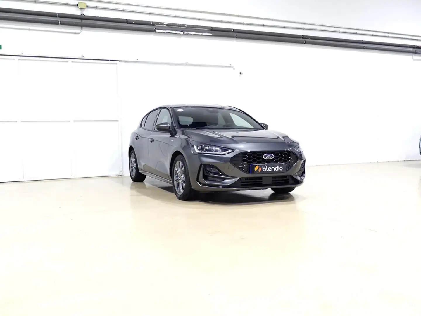Ford Focus 1.0 Ecoboost MHEV 92kW ST-Line Gris - 2