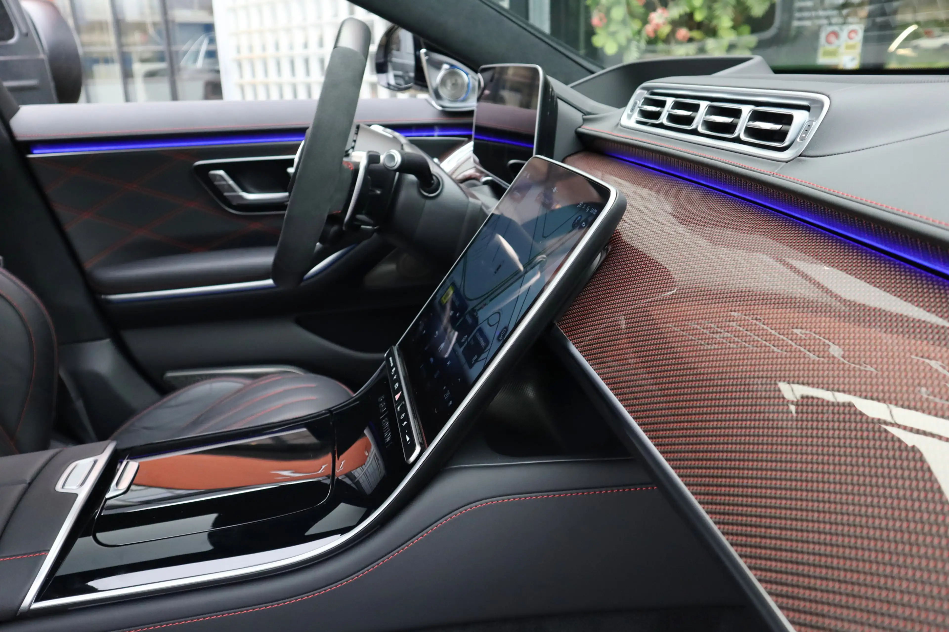 Mercedes-Benz S 63 AMG E Performance | Edition 1, Burmester High End 4D, — photo 15