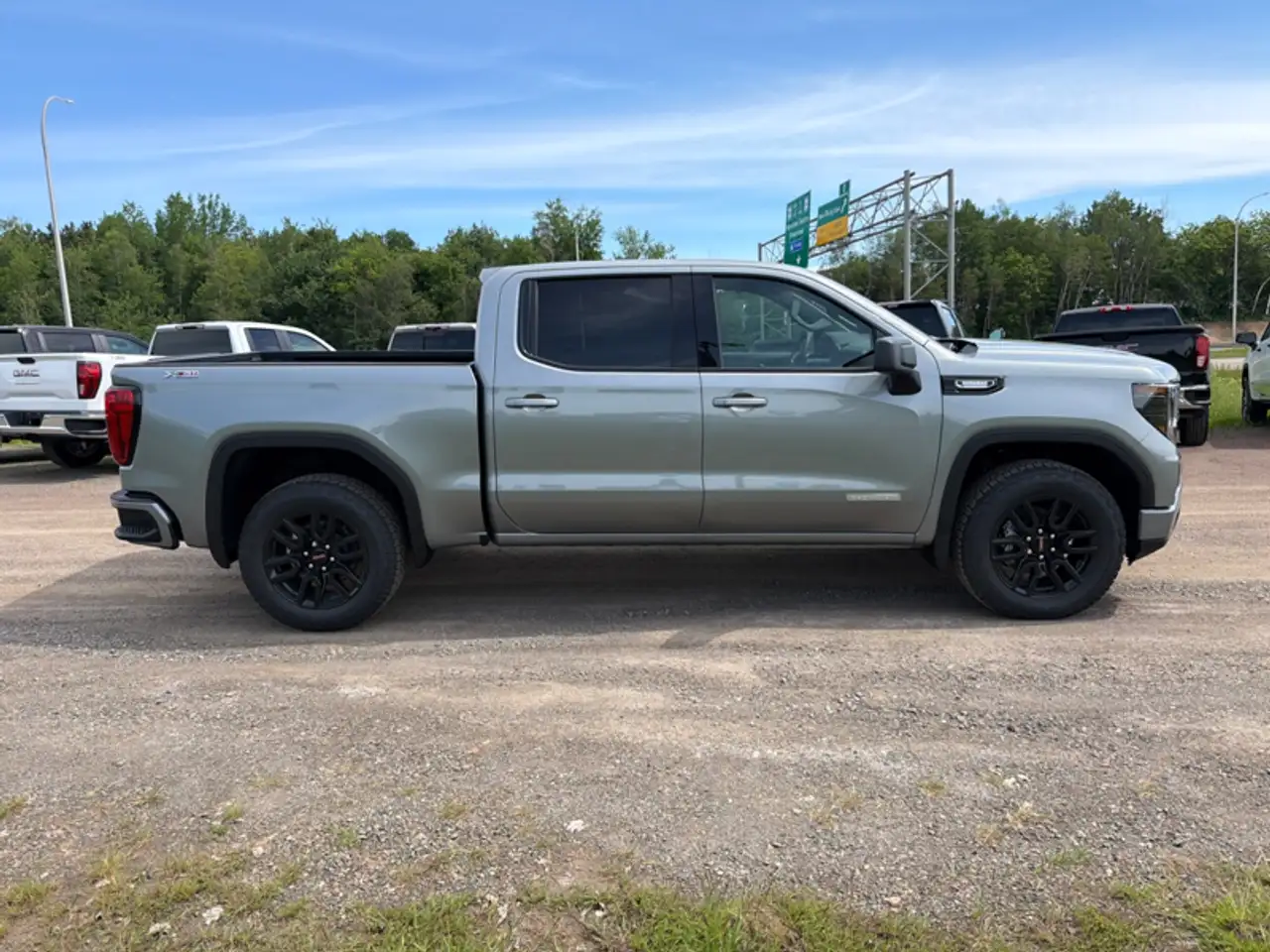GMC Sierra 1500 снимка GMC Sierra 1500