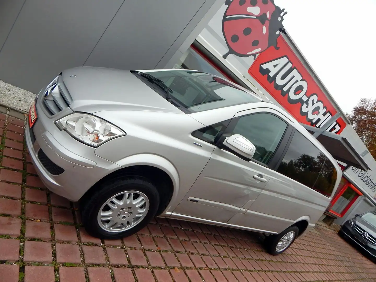 Mercedes-Benz Viano 4MATIC 2.2 CDI Edition kompakt Szürke - 1