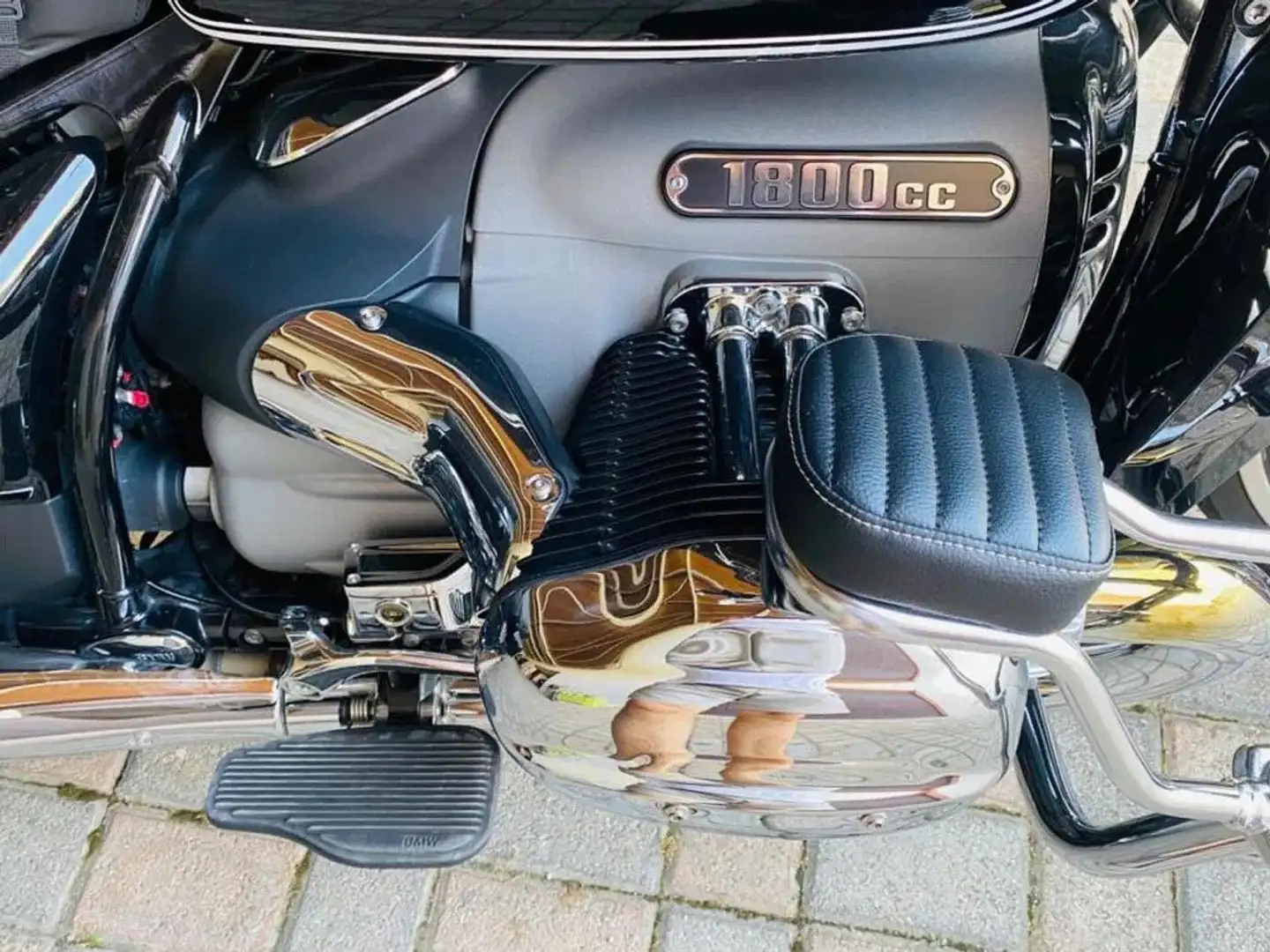 BMW R 18 Transcontinental Noir - 2