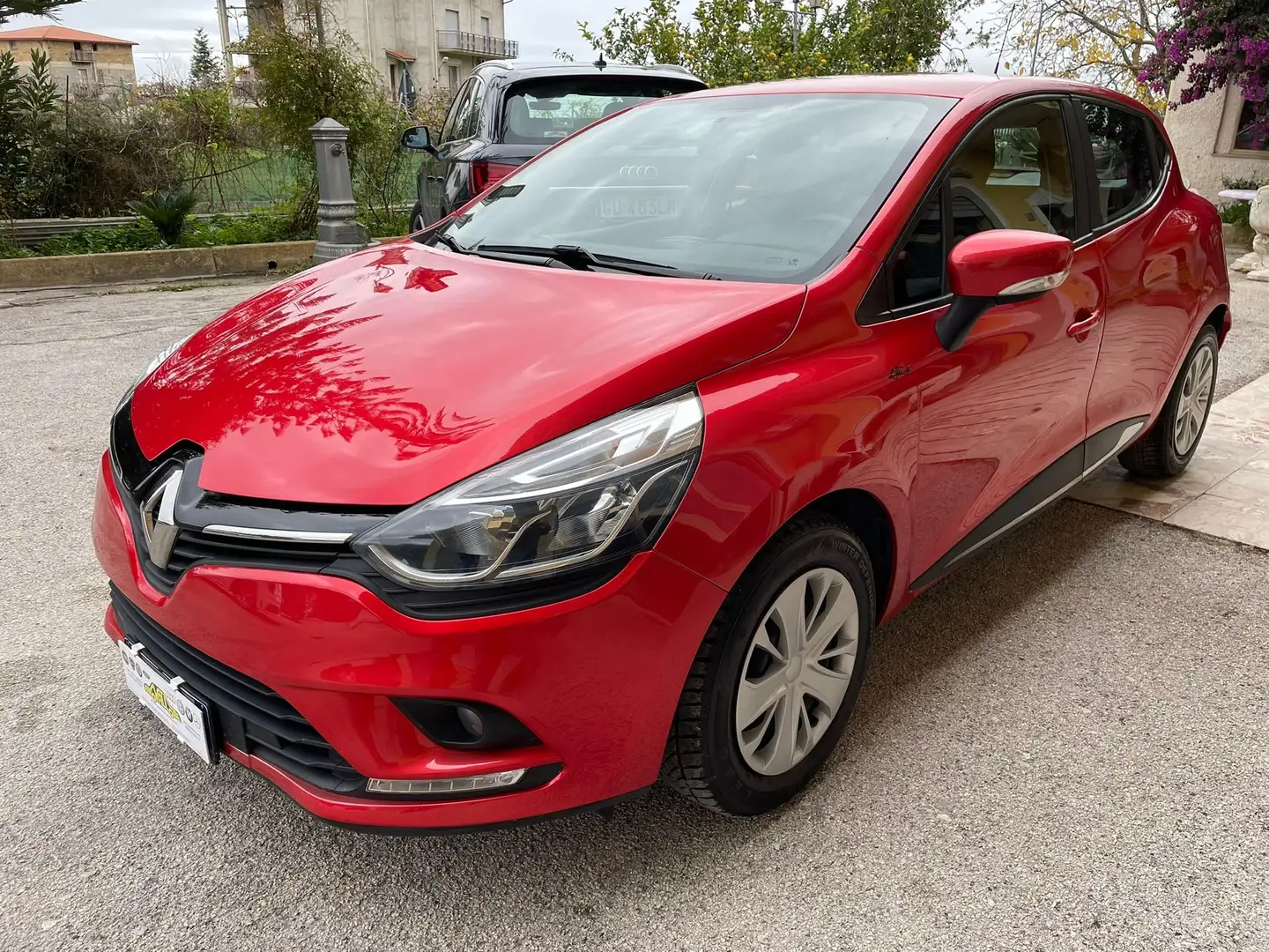 Renault Clio Clio TCe Energy 90cv Rouge - 1
