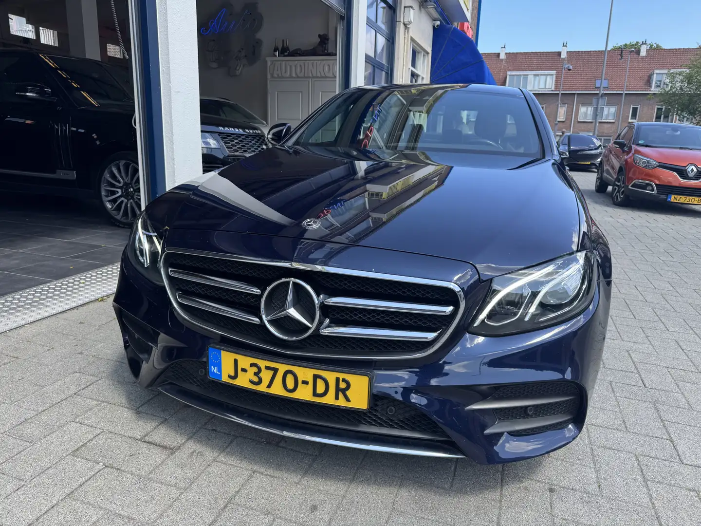 Mercedes-Benz E 200 Bus. Sol. Sport AMG/WIDESCREEN/ NL AUTO/1 EIGN. Blauw - 2