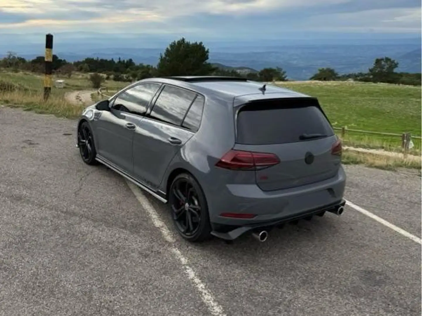 Volkswagen Golf Gris - 2