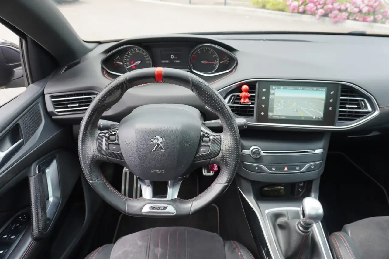 Peugeot 308 308 — photo 14