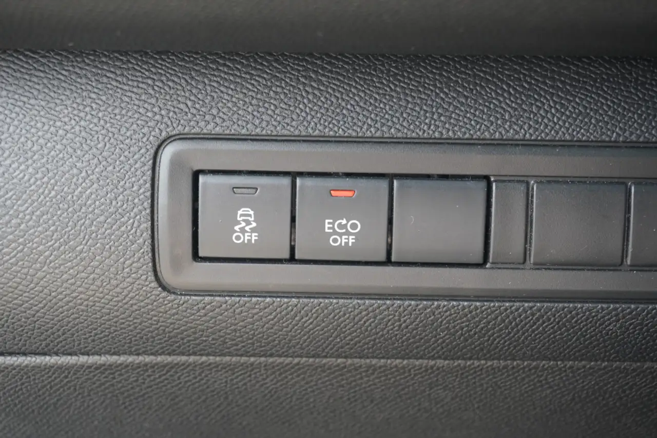 Peugeot 308 308 — photo 27