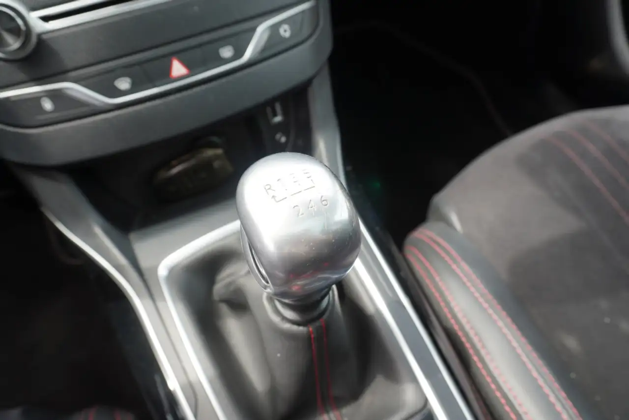 Peugeot 308 308 — photo 21