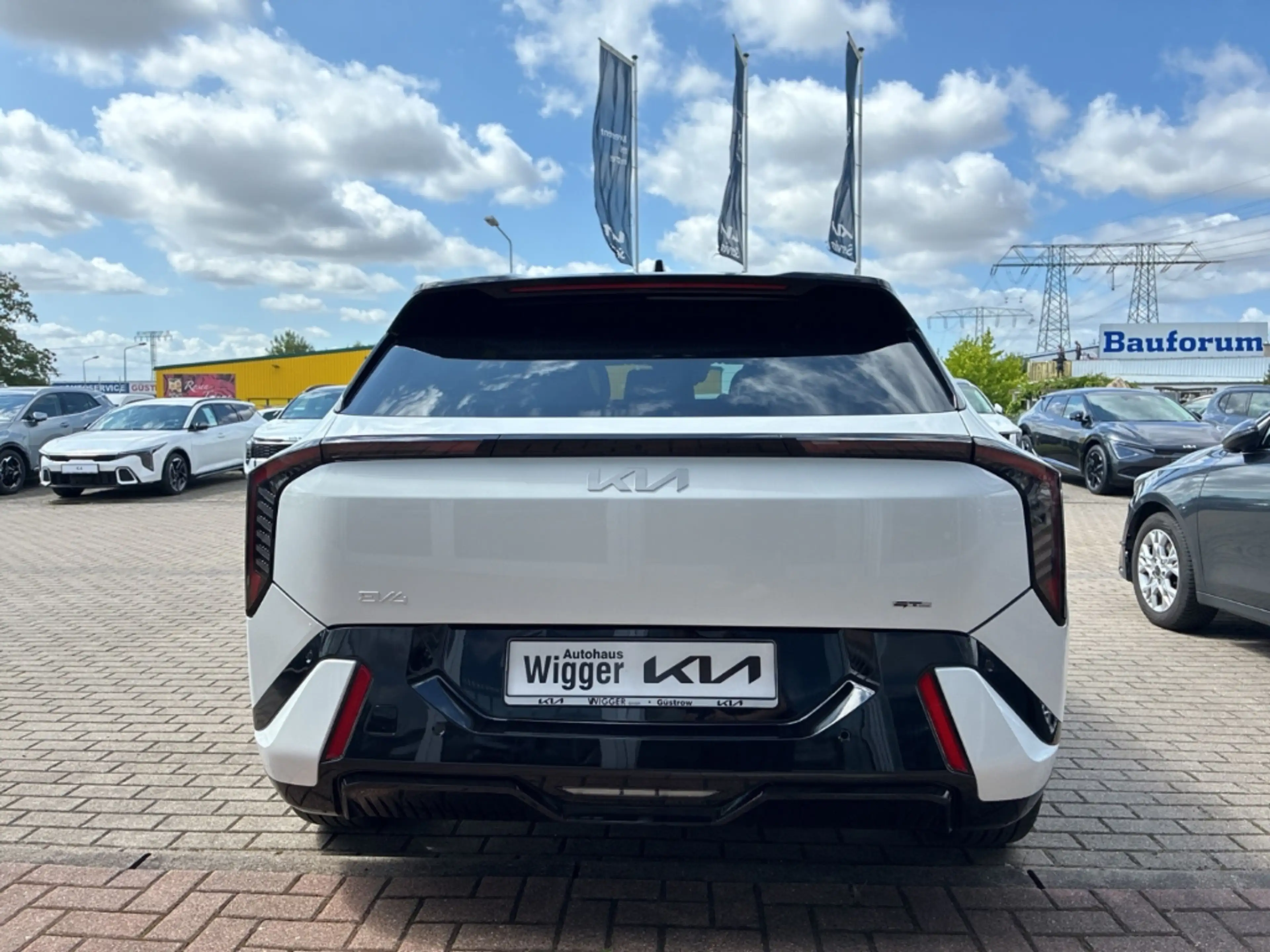 Kia EV4 GT-Line 81 kWh DriveWise/Comfort/Connect 19'' — photo 14