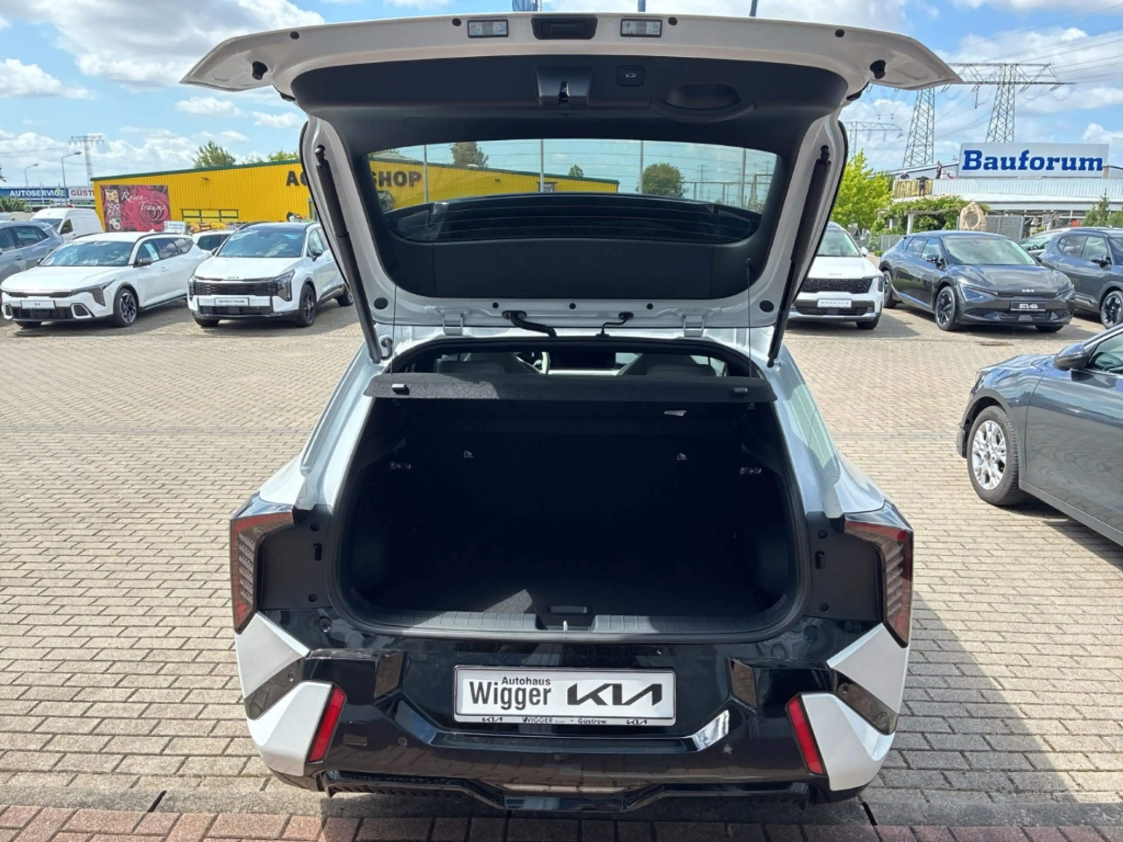 Kia EV4 GT-Line 81 kWh DriveWise/Comfort/Connect 19'' — photo 15
