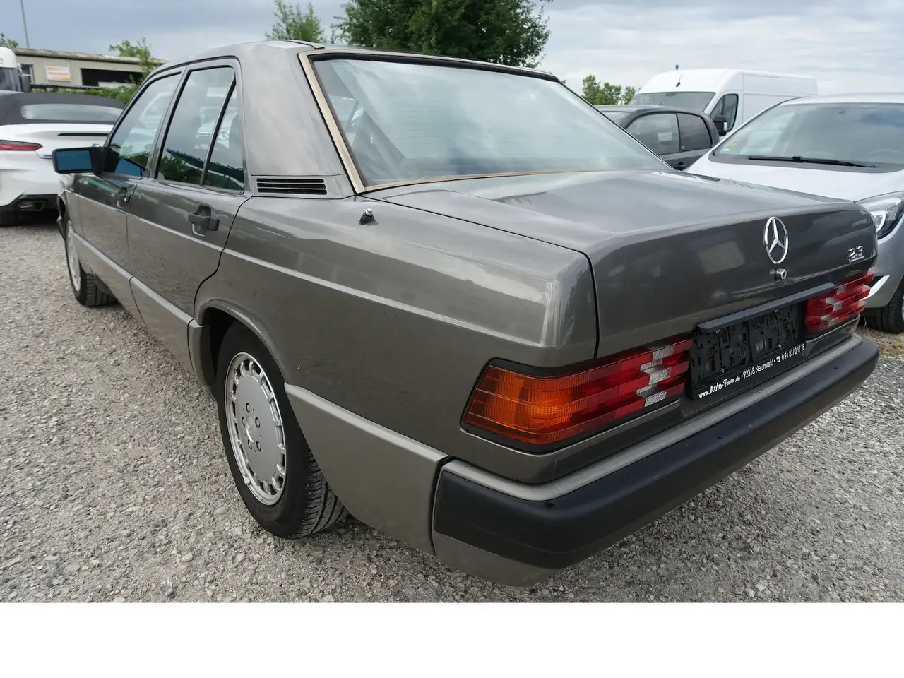 Mercedes-Benz 190 E 2.3 H-Kennz. Oldtimer eSHSD Verschl-t. neu gt Zu, foto 4