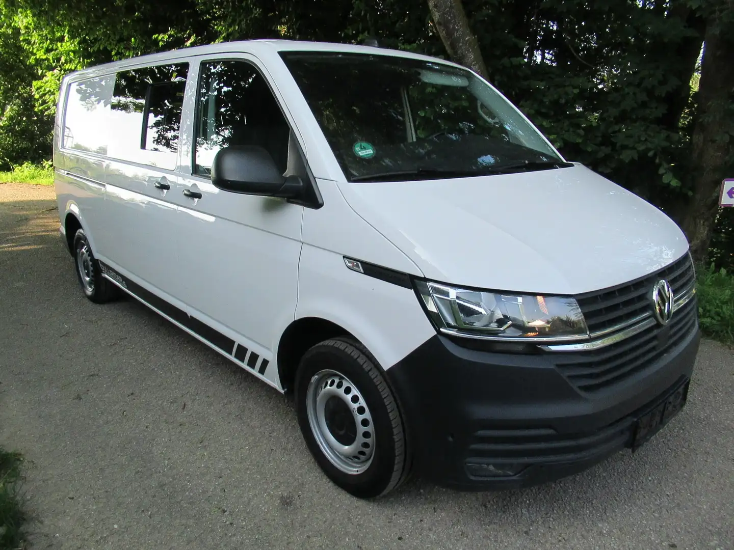 Volkswagen T6.1 Kombi LR 2,0 TDI Heckklappe Top Ausstattung Weiß - 2