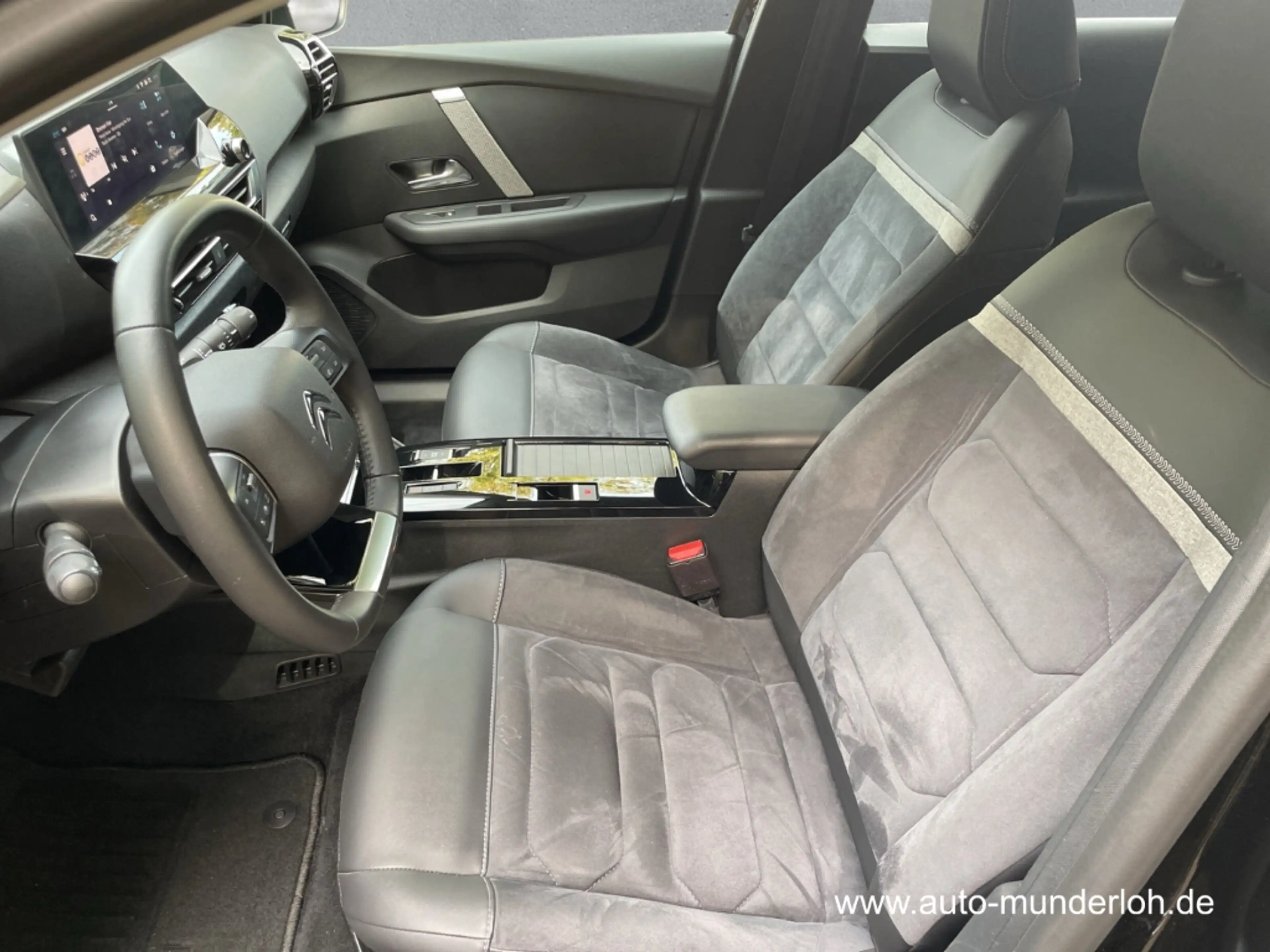 Citroen E-C4 Electric 156 e-Series KLIMAAUTOM. NAVI R-KAMERA SHZ SICHERH — photo 10