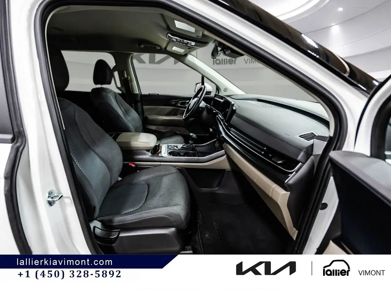 Kia Carnival снимка Kia Carnival