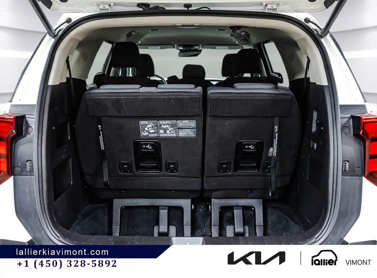 Kia Carnival снимка Kia Carnival