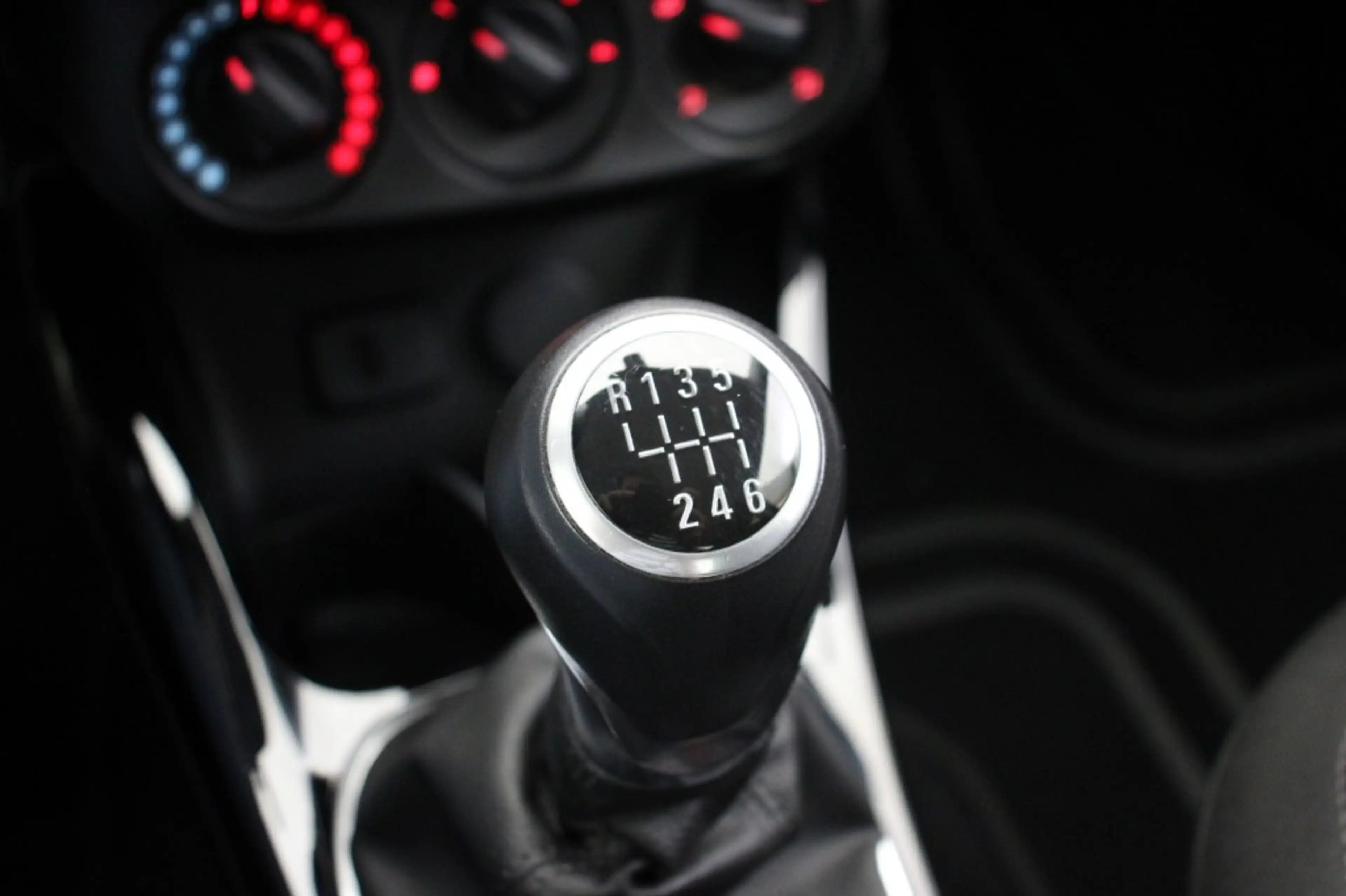 Opel Adam 1.0 Turbo BlitZ - Carplay, Cruise, Stoel/Stuur ver — photo 28