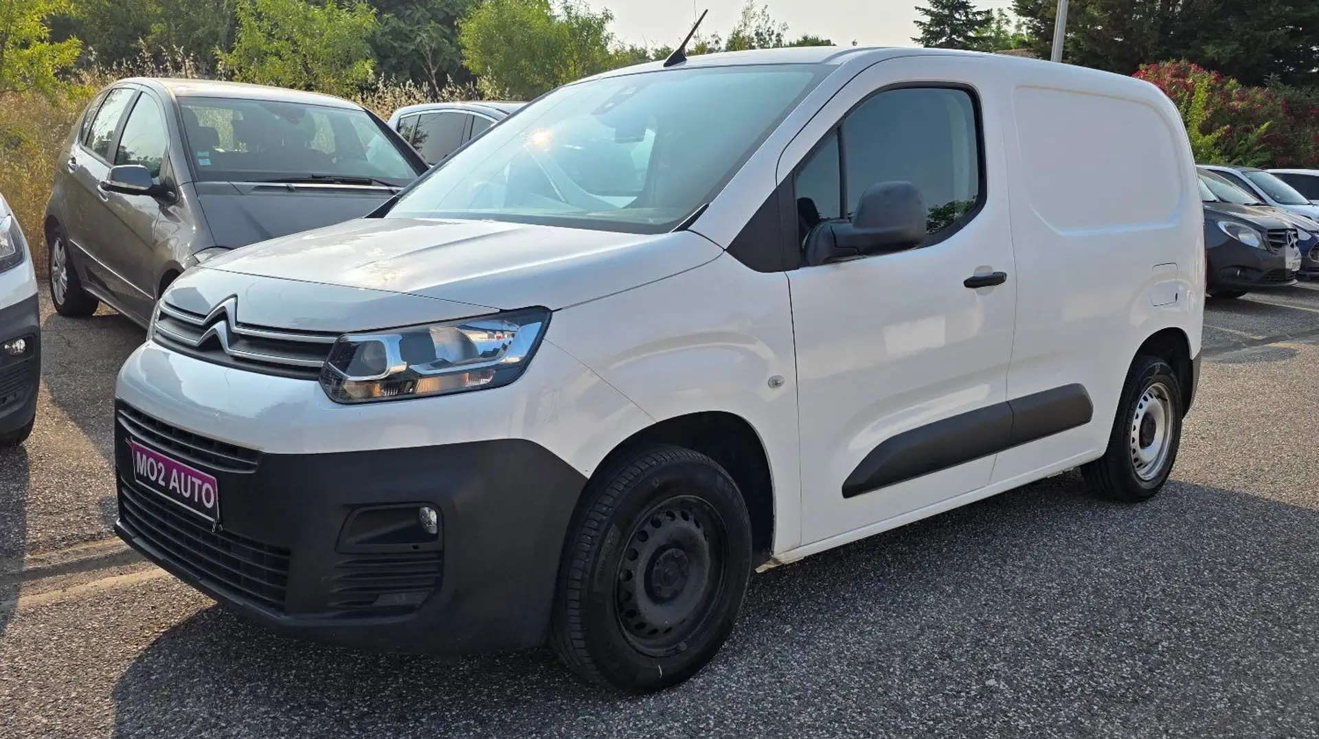 Citroen Berlingo 1.6 BLUEHDI 100ch 2019 CAM REG RADAR TVA... Weiß - 1