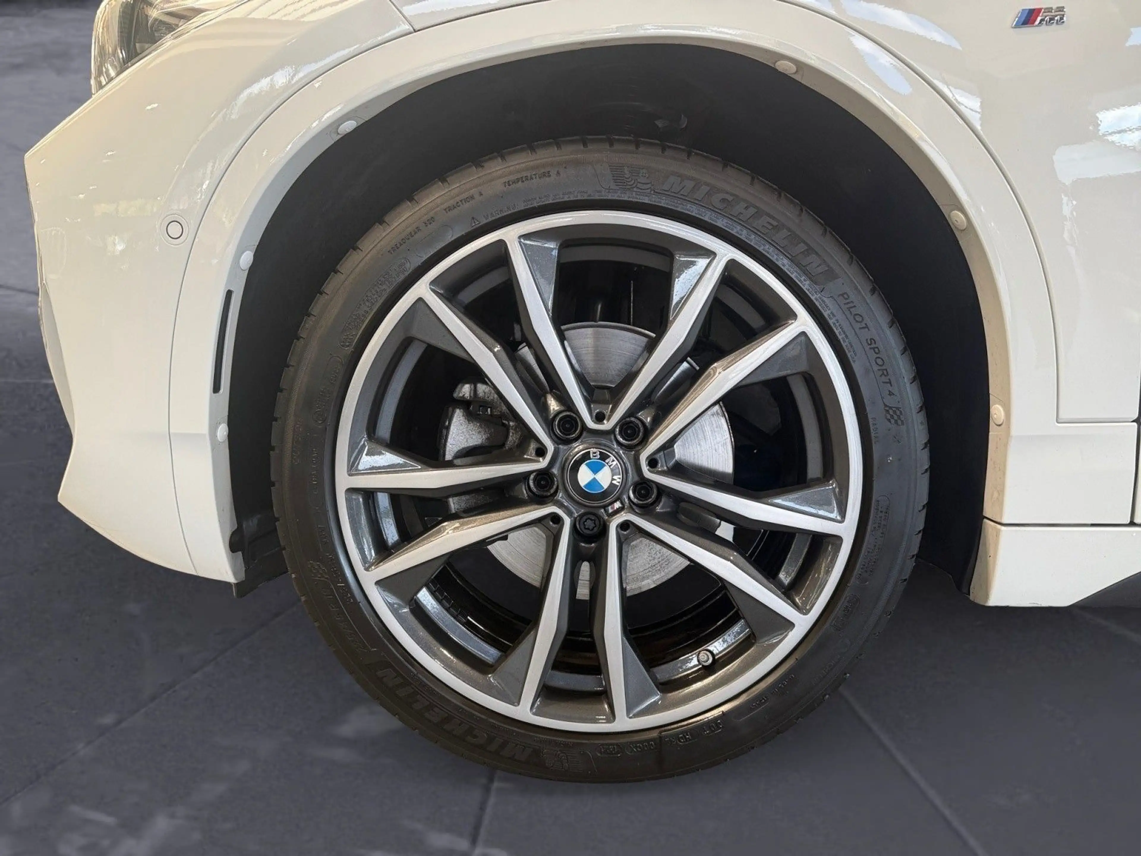 BMW X2 sDrive18d M Sport Klimaaut. Head-Up PDC — photo 8