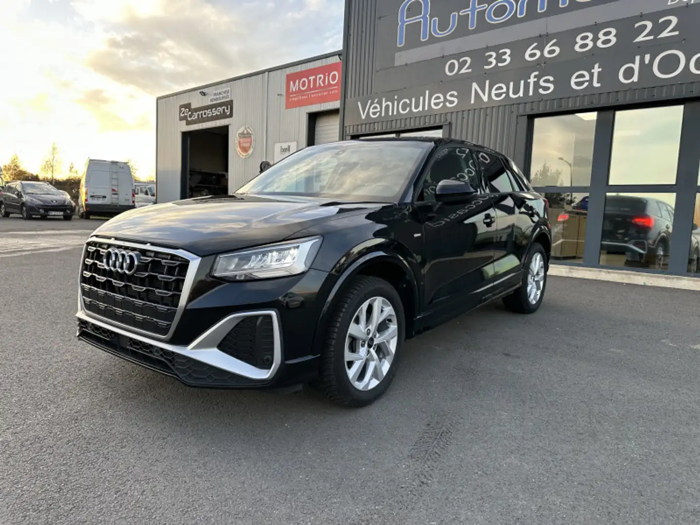 Audi Q2 35 TFSI 150CH S LINE S TRONIC 7 Negro - 1