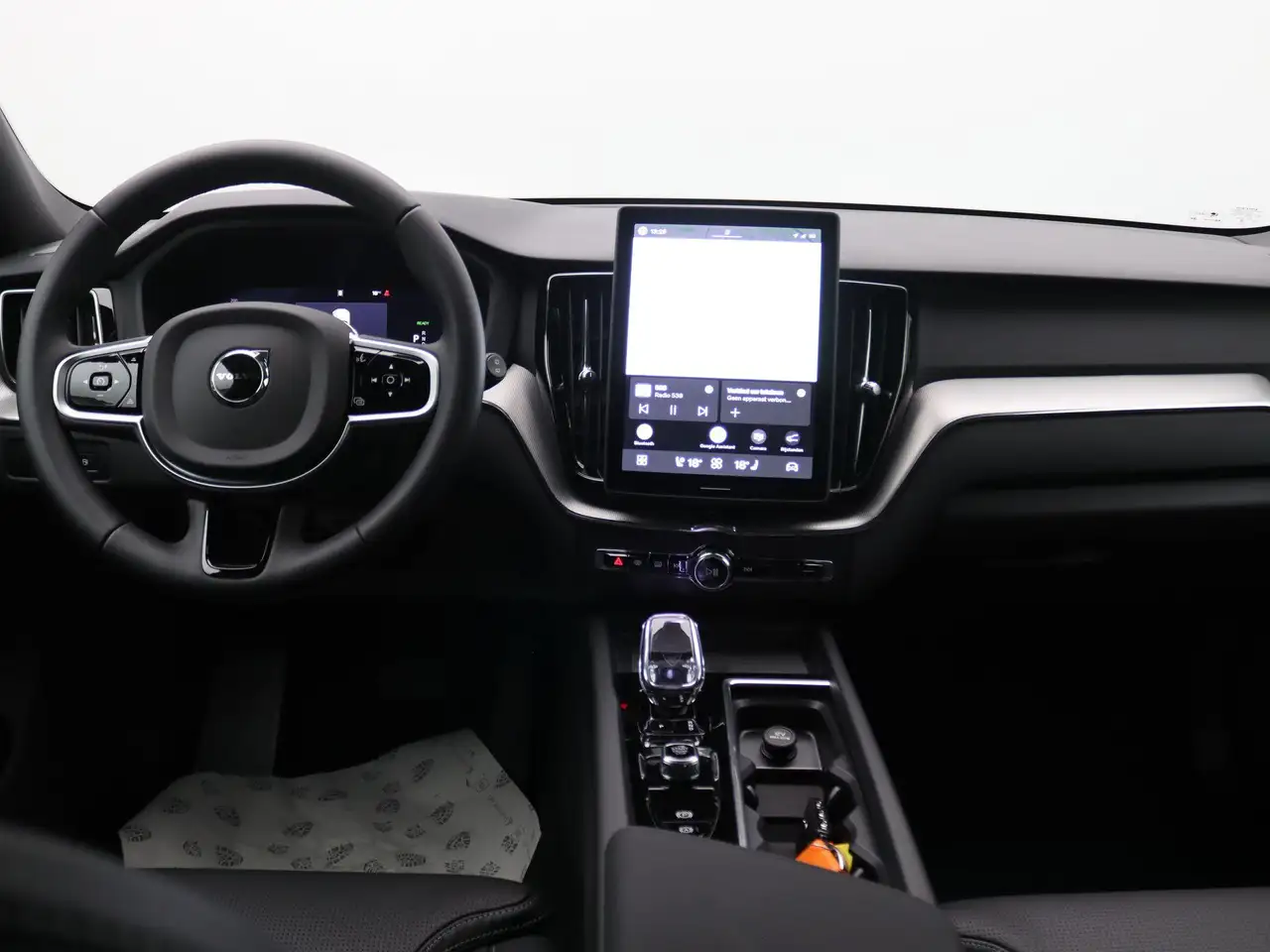 Volvo XC60 2026 — фото 17