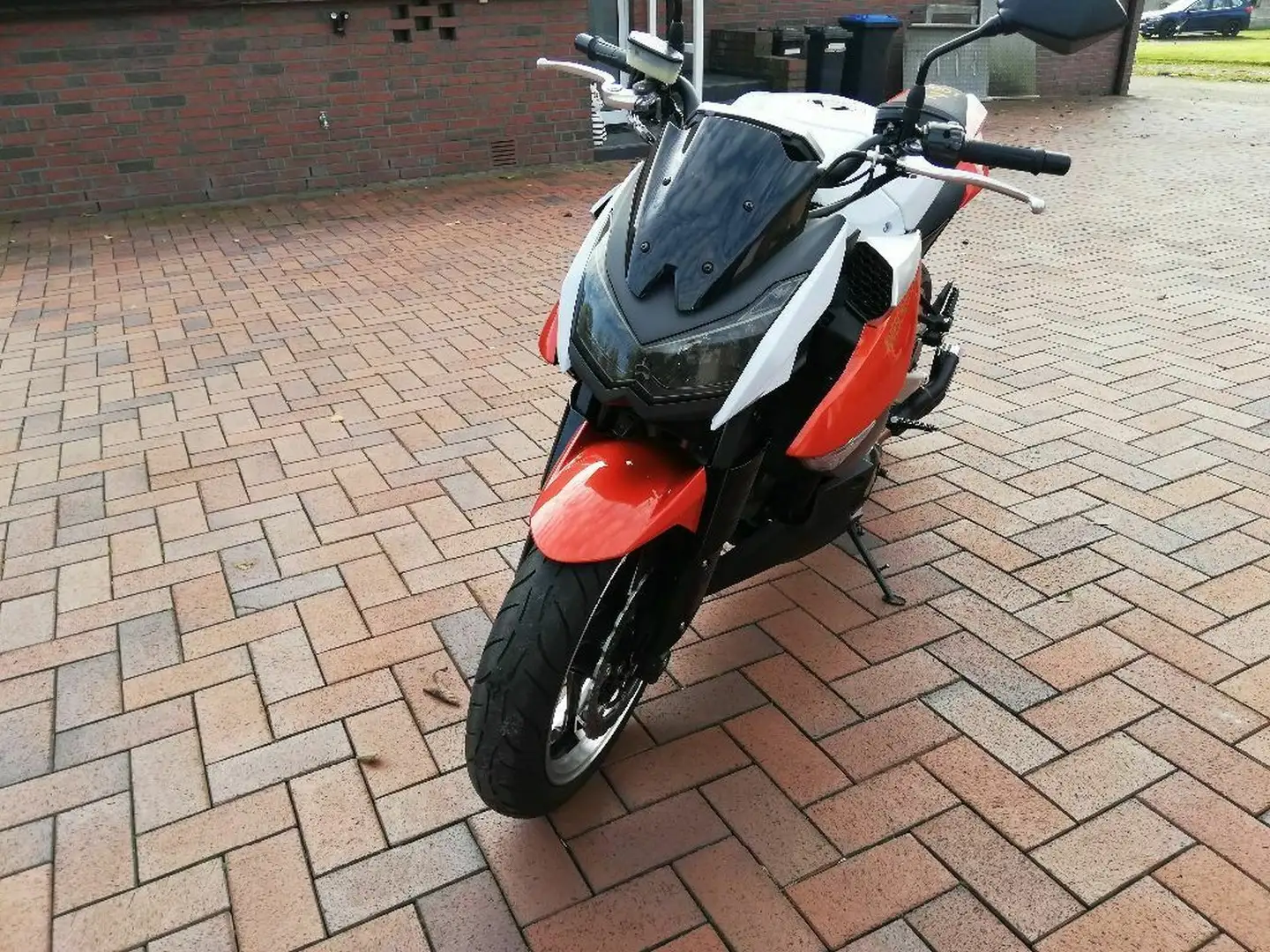 Kawasaki Z 1000 Rojo - 2