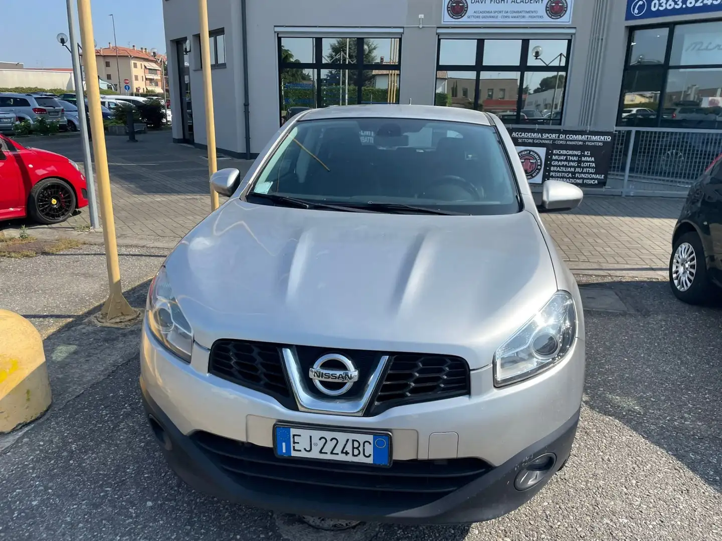 Nissan Qashqai 2.0 dci Tekna dpf FL - 2