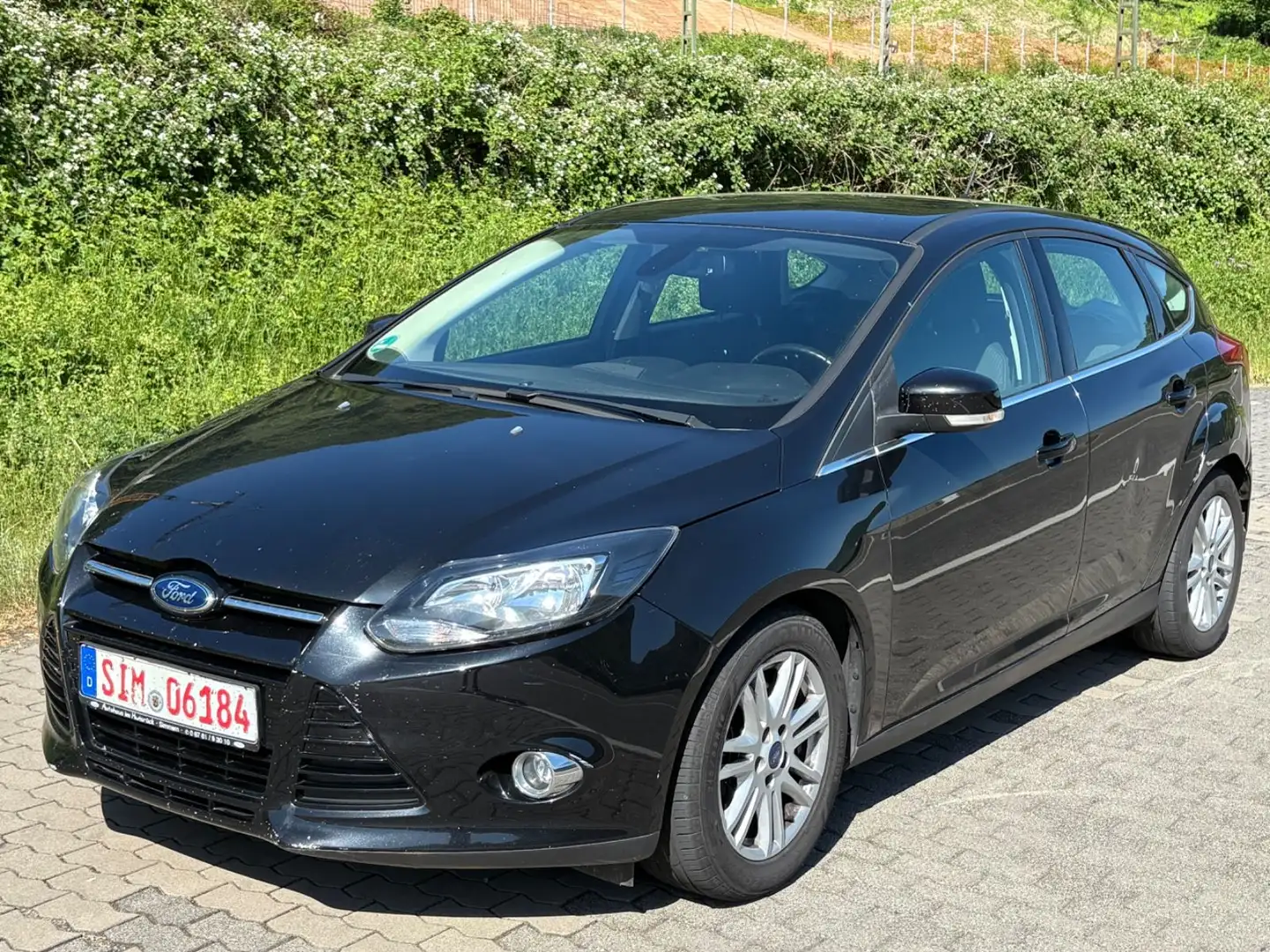 Ford Focus Lim. Titanium Export Schwarz - 1